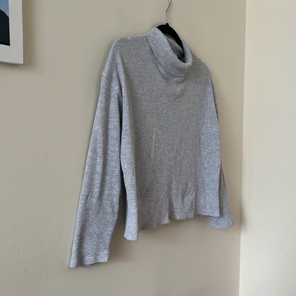 The Group By Babaton Grey Waffle Cropped Turtleneck Long Sleeve - Picture 2 of 5